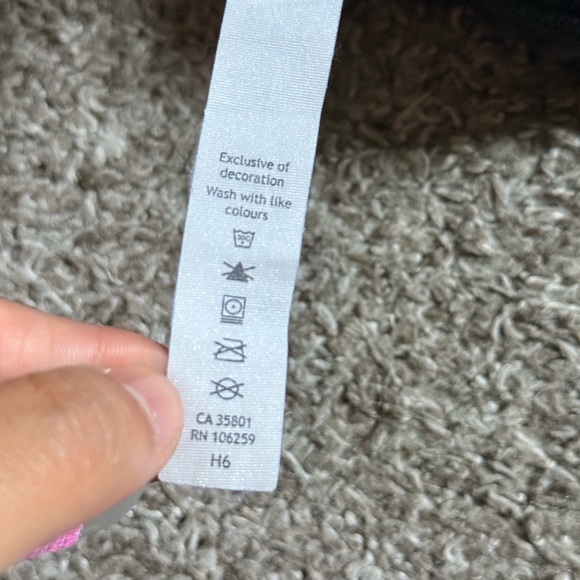 lululemon Black High-Rise Leggings with Subtle Texture - Picture 5 of 5